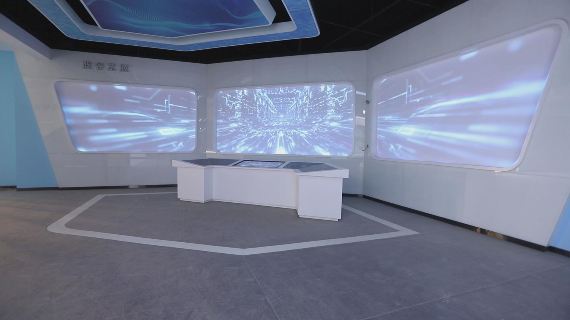 天水經開區(qū)三通道墻面投影